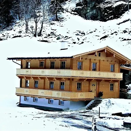 Schiestl Alpesi faház Mayrhofen