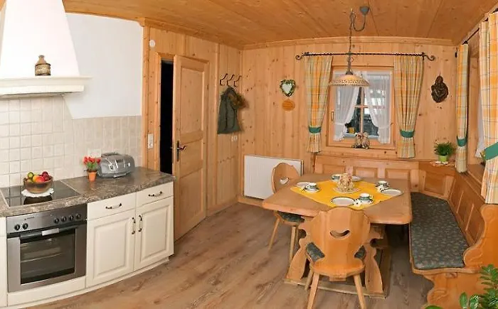 Schiestl Alpesi faház